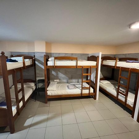 Albergue Casa Mariela Solo Peregrinos Con Credenciales Torres del Rio Esterno foto
