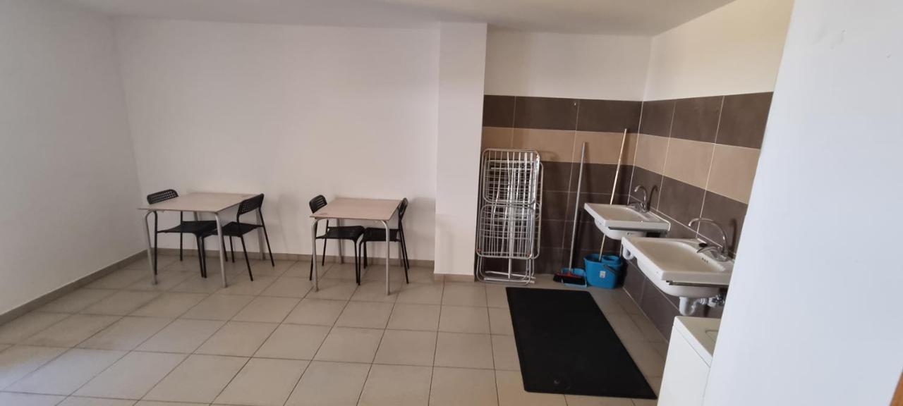 Albergue Casa Mariela Solo Peregrinos Con Credenciales Torres del Rio Esterno foto