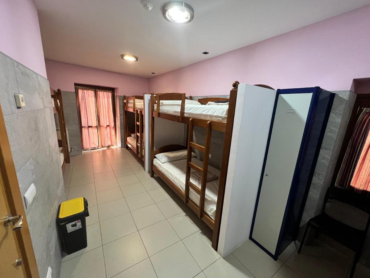 Albergue Casa Mariela Solo Peregrinos Con Credenciales Torres del Rio Esterno foto